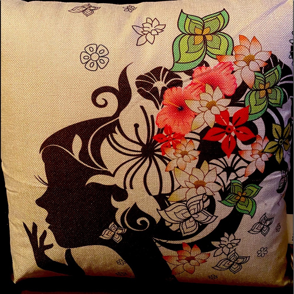Throw pillow